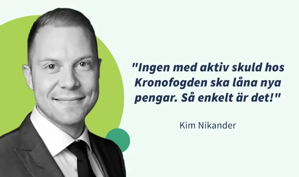 Lån trots kronofogden innebär hög risk och bör undvika enligt Kim på Comparia